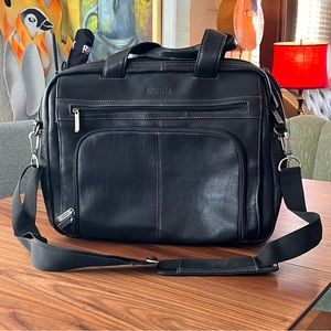 Kenneth Cole Reaction leather laptop/travel bag with shoulder strap LIKE NEW!